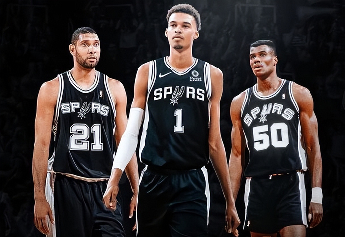 意媒：此前因流感缺阵的博尼尚未恢复训练，不确定能否踢意杯（意媒：博尼因流感缺阵后仍未复训，能否出战意大利杯存疑）