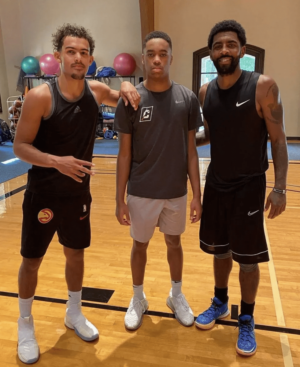 官方：新疆男篮与后卫理查德森签约，并已完备CBA注册手续（新疆男篮官宣：后卫理查德森加盟，CBA注册手续已完成）