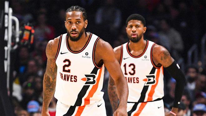 多特蒙德球迷挂横幅，反对海外比赛并攻击西甲高层（多特蒙德球迷举横幅抵制海外办赛并抨击西甲高层）