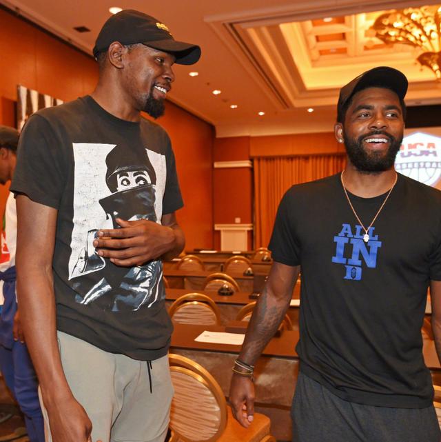 2米门将&“6国元帅”：两名法国球员随阿森纳U16夺冠（两位法国小将随阿森纳U16夺冠：2米门神与“六国元帅”）